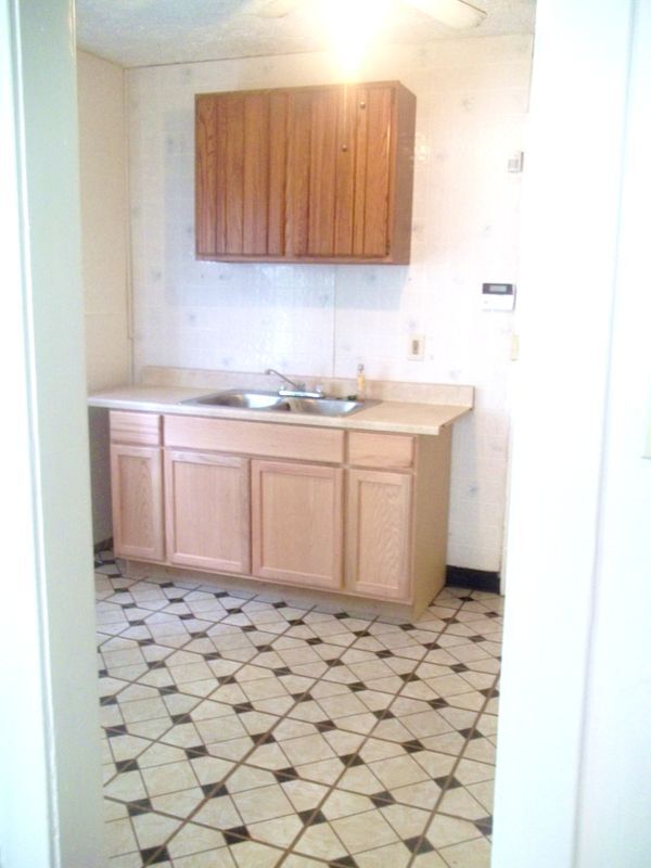 Building Photo - 1721 Rosedale Ave