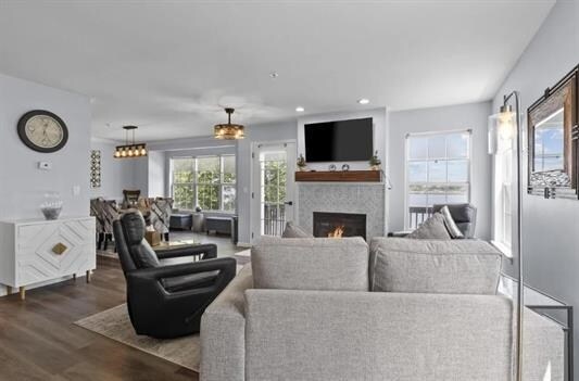 Building Photo - 25 Bayside Dr
