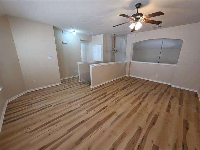 Building Photo - 1216 Realoaks Dr