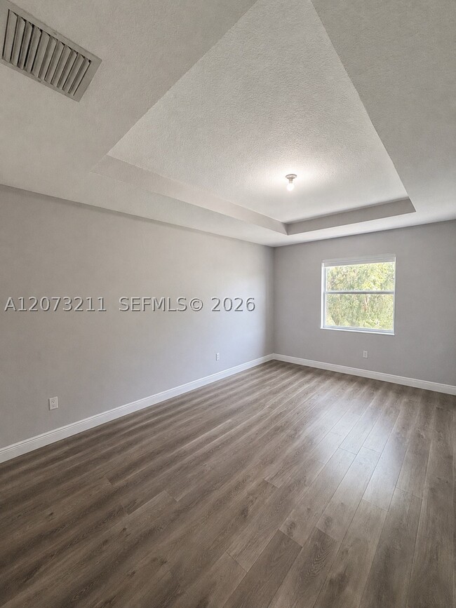 Building Photo - 14701 SW 22nd Terrace