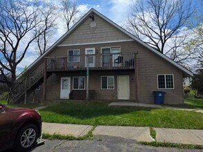 Building Photo - 6063 Briarcliff Path