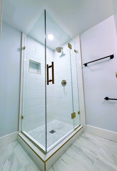 Building Photo - 9650 Marston Ln