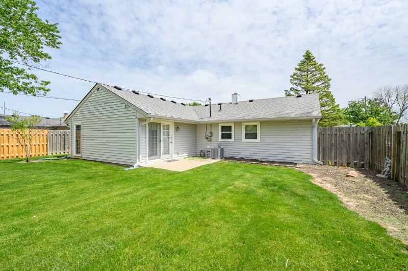 Building Photo - 1586 Younce St