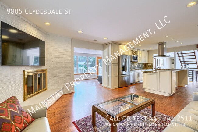 Building Photo - 9805 Clydesdale St