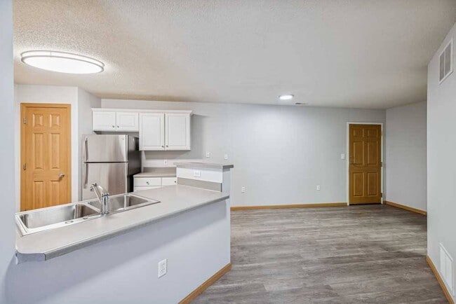 Floorplan - Pinebrook Apartments