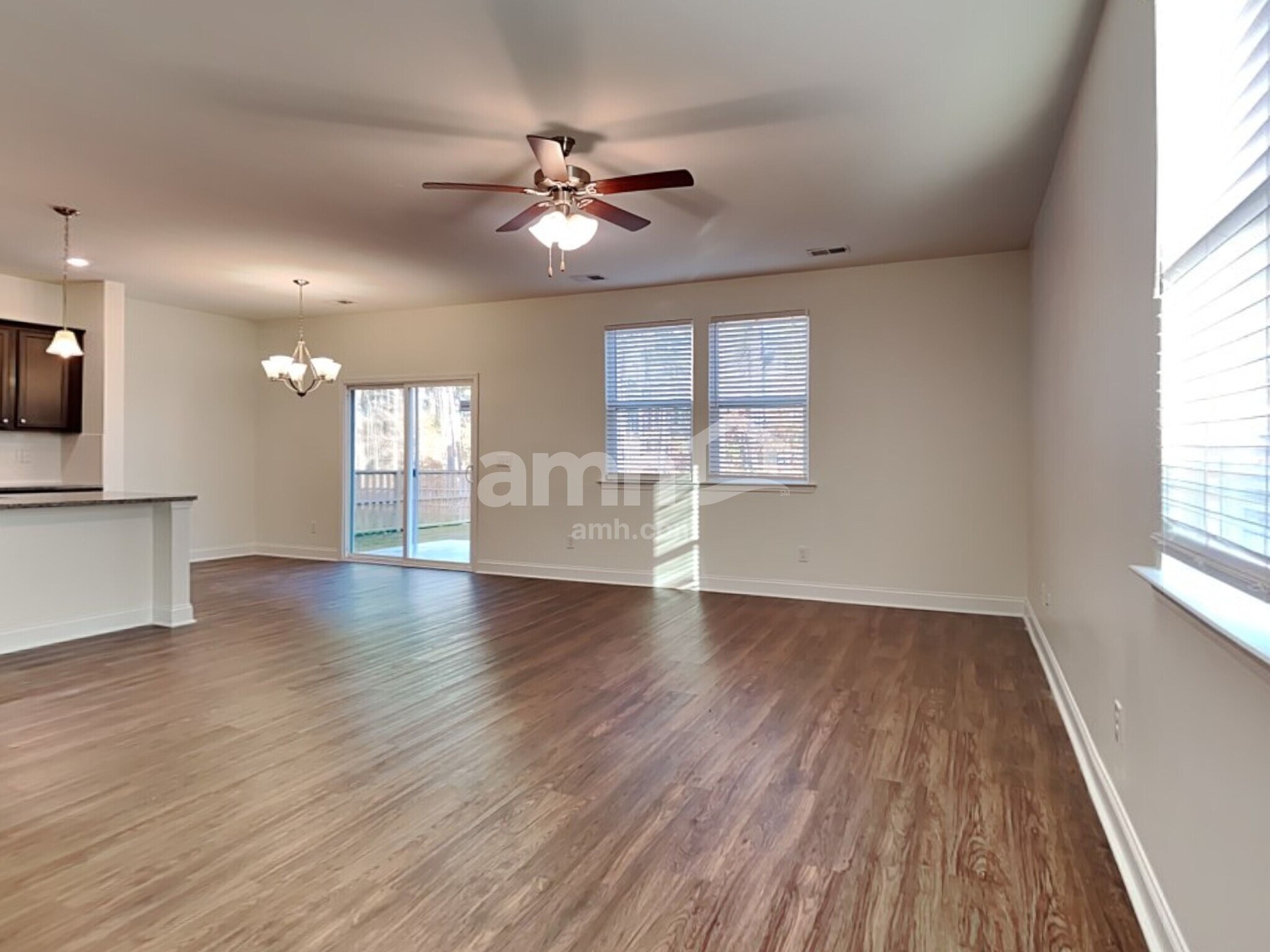 Building Photo - 304 Bering Ln