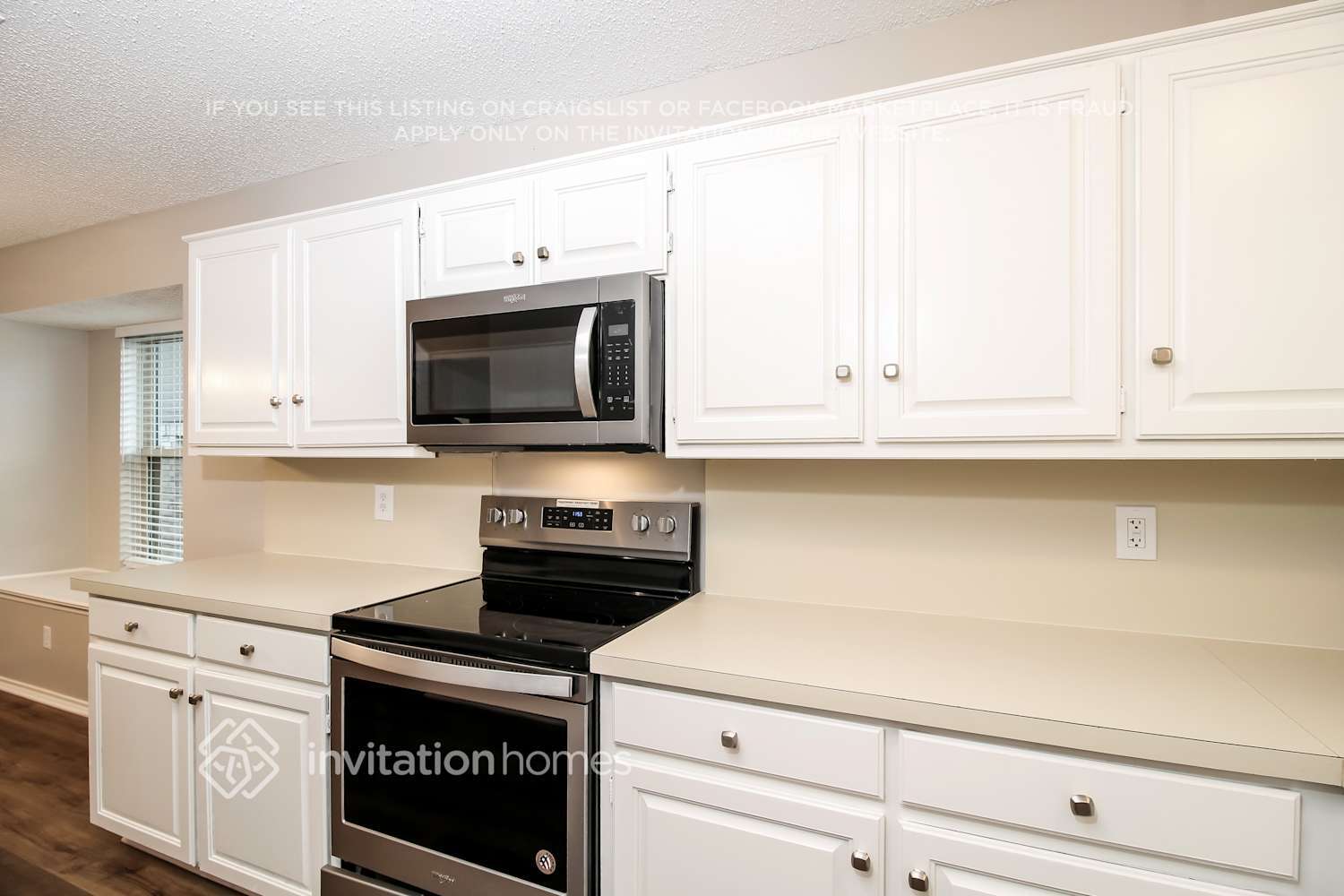 Building Photo - 1530 Knollview Ln
