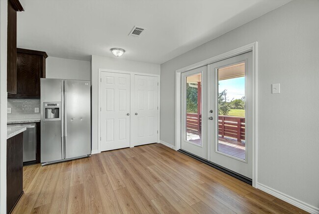 Building Photo - 1306 Choctaw