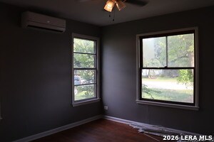 Building Photo - 203 Brooks Ave