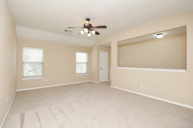 Building Photo - 11023 Heartland Grove Dr