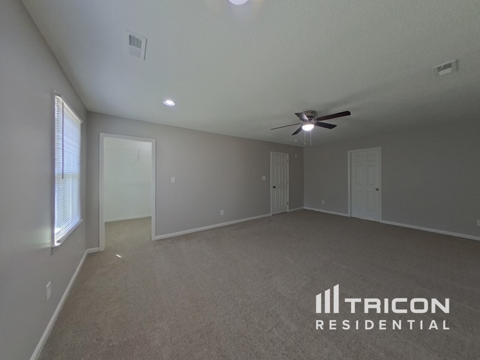 Building Photo - 5909 Edinborough Dr