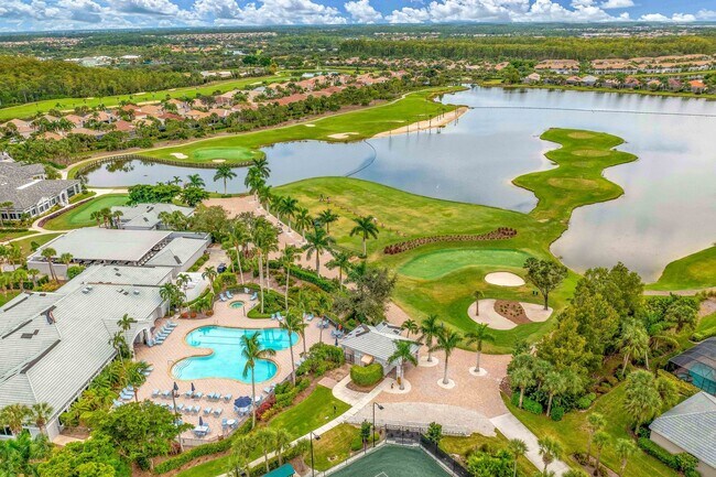 Building Photo - ***FULLY FURNISHED - 2/2 condo with LAKE V...