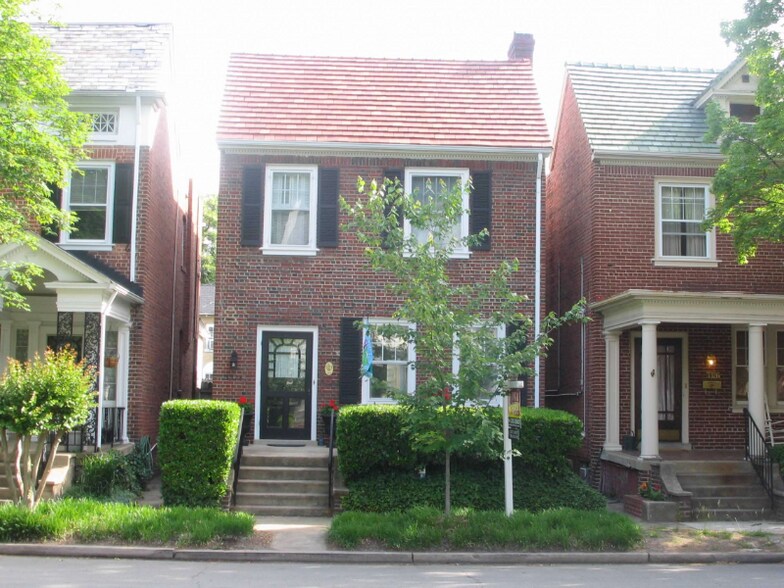 Primary Photo - 3328 Kensington Ave