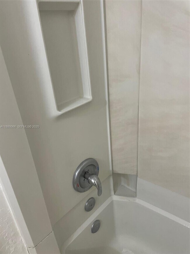 Building Photo - 2401 Riverside Dr