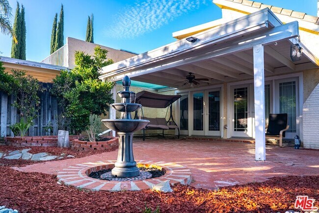 Building Photo - 27003 Rio Prado Dr