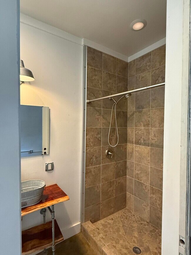 Building Photo - 37 Rolling Dunes Dr