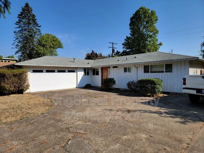 Primary Photo - 1735 NW 29th St