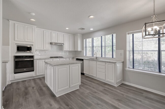 Building Photo - 51 E Greywing Cir