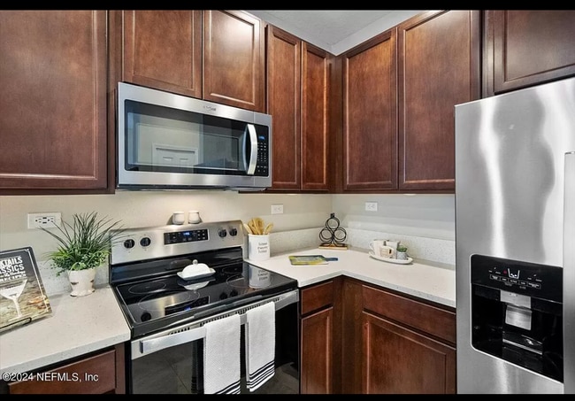 Building Photo - 12926 Ludo Rd