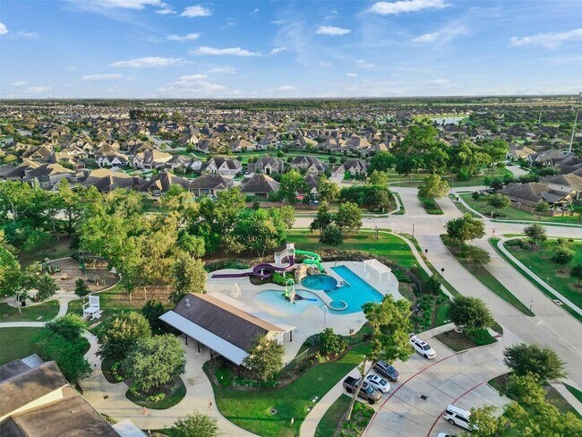 Building Photo - 23311 Darst Fld Trl