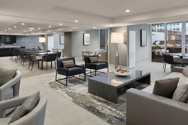 Building Photo - 161 Fairview Ave N