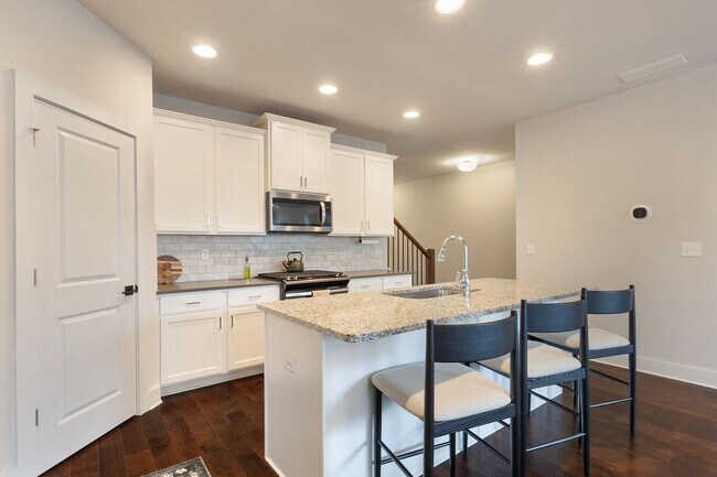 Building Photo - Modern Living in Heights at Grant Park – Prime Atlanta Location Near BeltLine & East Atlanta Village