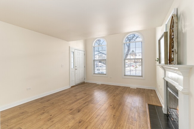 Building Photo - 35 Foxcroft Rd