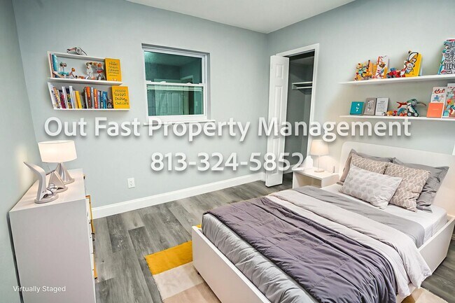 Building Photo - Bright Corner-Lot Home Near Bayshore and City Conveniences