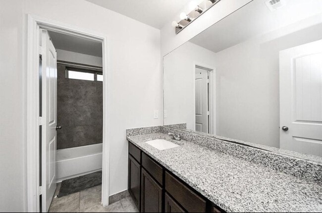 Building Photo - 17031 Iver Ironwood Trl