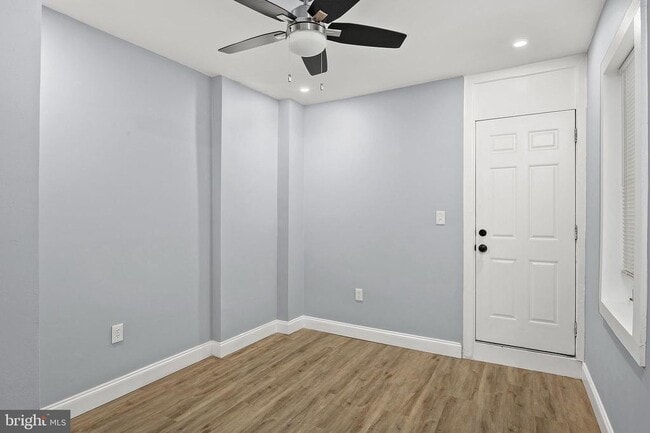 Building Photo - 2112 Eastern Ave