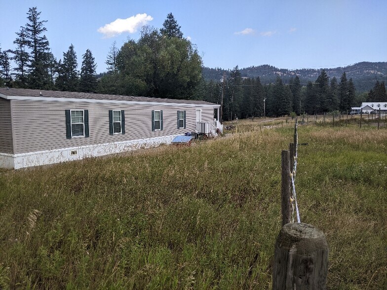 Building Photo - 21 Fawn Meadow Ln