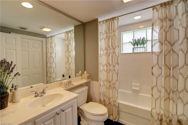 Building Photo - Furnished 3-Bedroom Single Family Home wit...