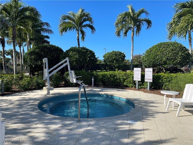 Building Photo - 6984 Saona CT