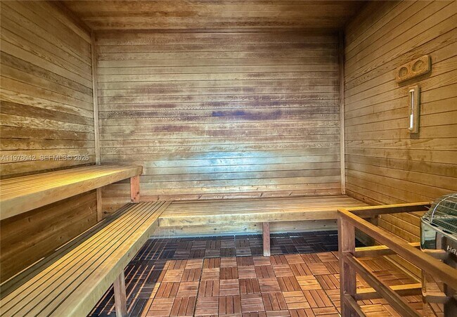 Building Photo - 1100 Biscayne Blvd