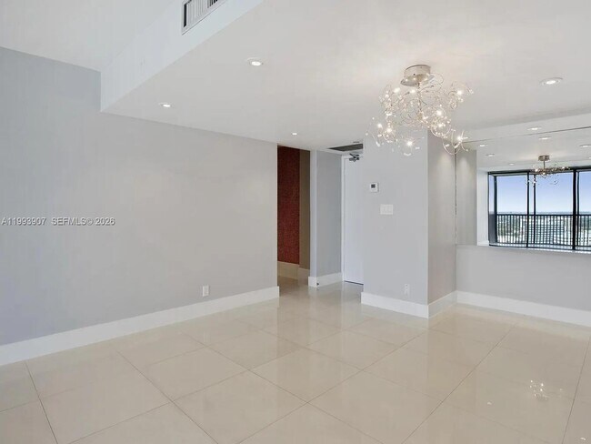 Building Photo - 20301 W Country Club Dr