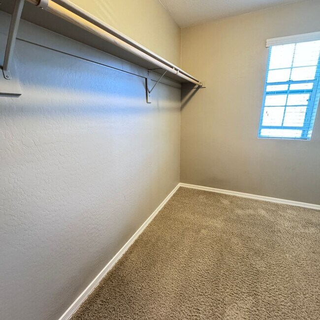 Building Photo - 3 bedroom rental in Cooley Station