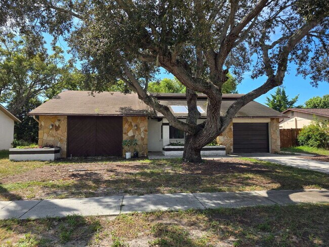 Building Photo - 2 bedroom house for rent
