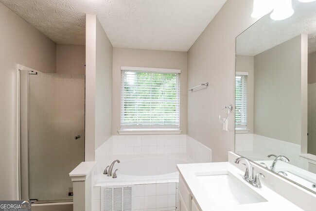 Building Photo - 7047 Red Maple Ln
