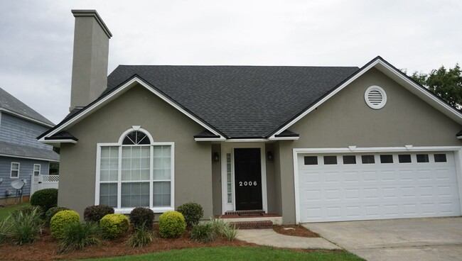 Building Photo - Beautiful Home in Wood Valley