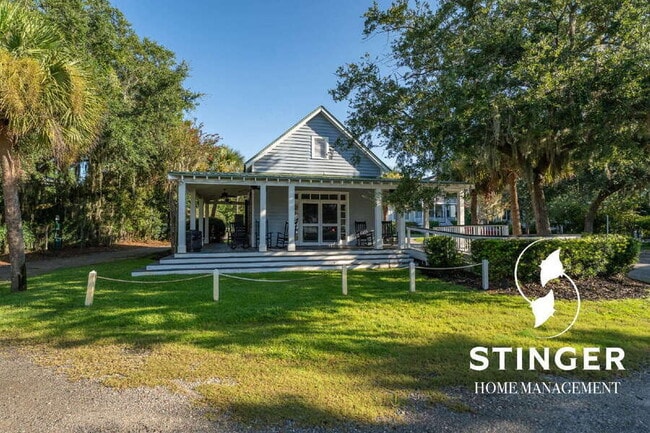 Building Photo - 130 Bartram Dr