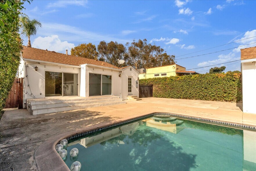 Backyard - 4710 Cartwright Ave