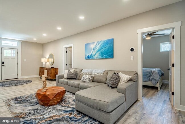 Building Photo - 5708 Park Blvd