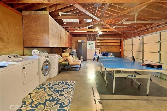 Building Photo - 7161 Grasswood Ave