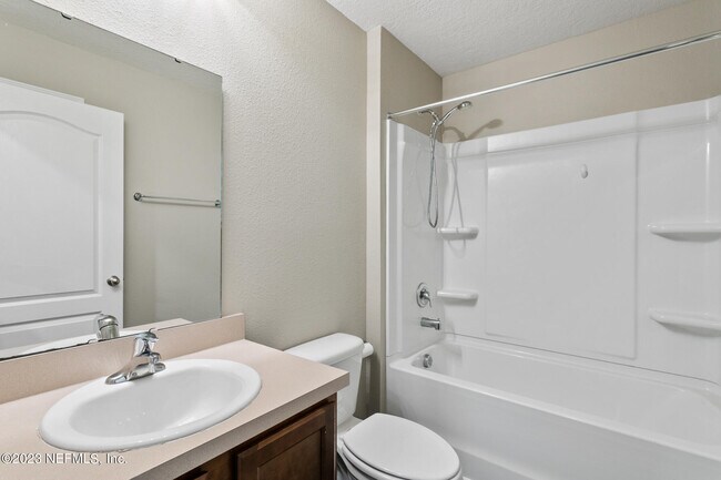 Building Photo - 9051 Tahoe Ln
