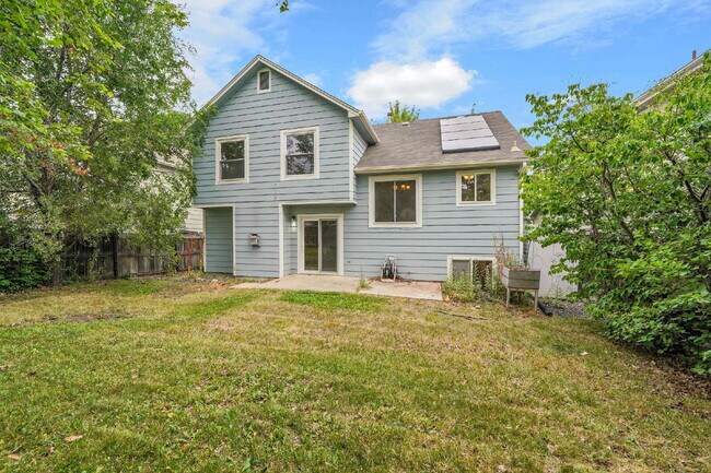 Building Photo - $2,895, 4 bed, 3 bath, located in Westmins...