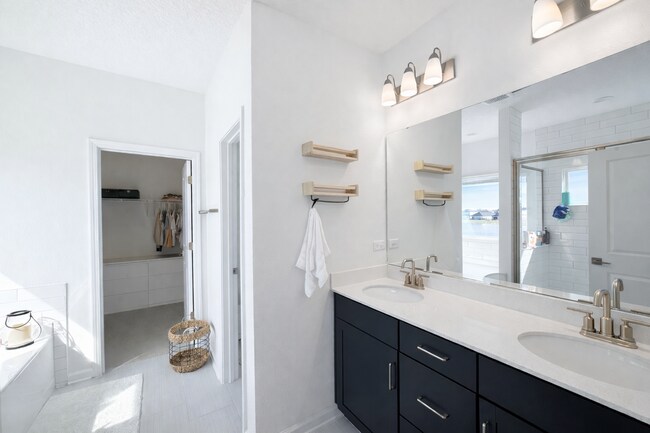 Building Photo - 268 Twilight Ln