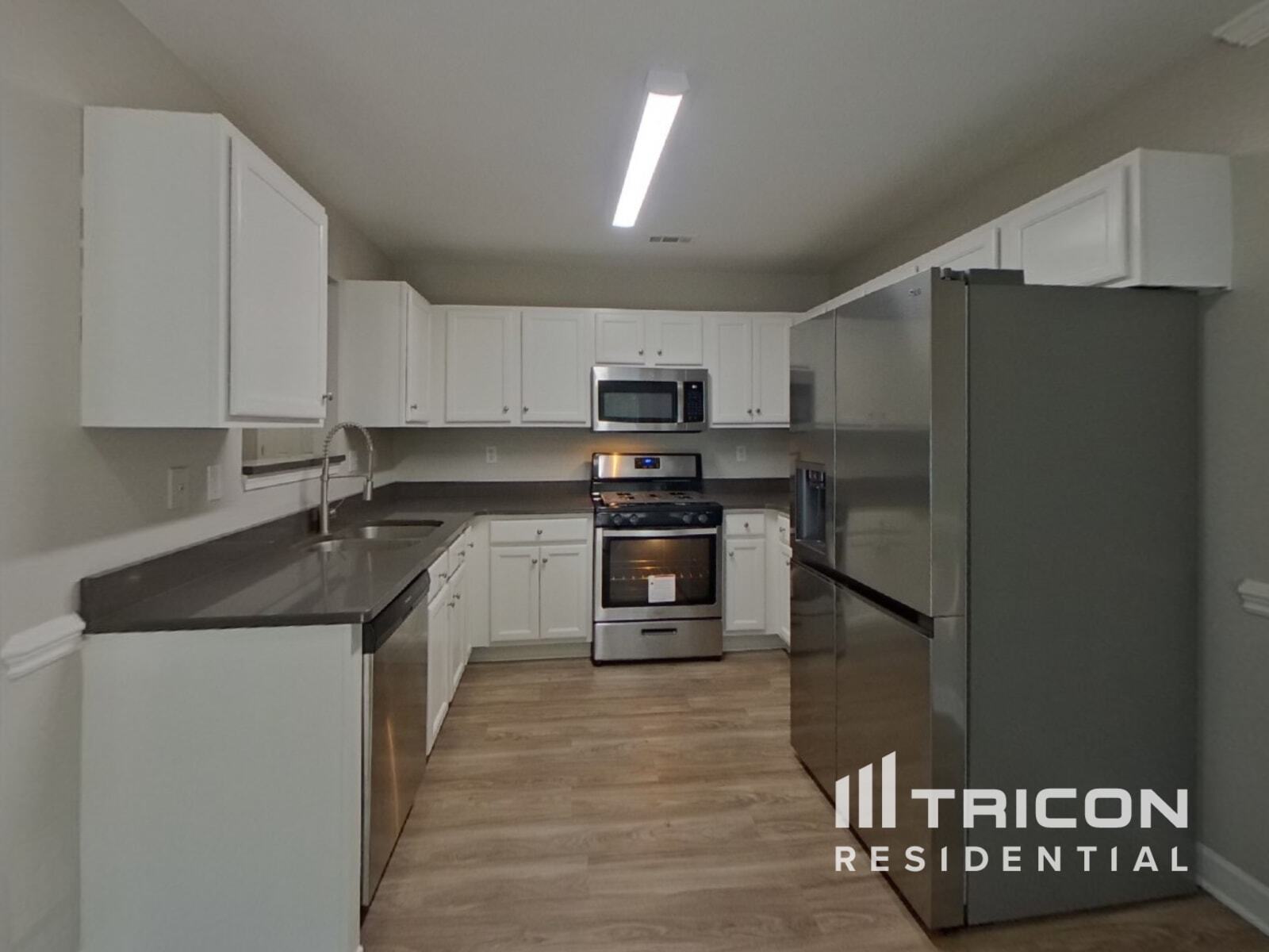 Building Photo - 5117 Magnasco Ln