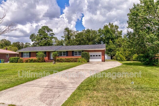 Building Photo - 317 Johnston Dr