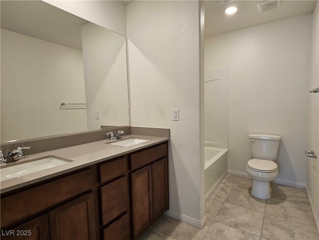 Building Photo - 7700 Mojave Wind Ave