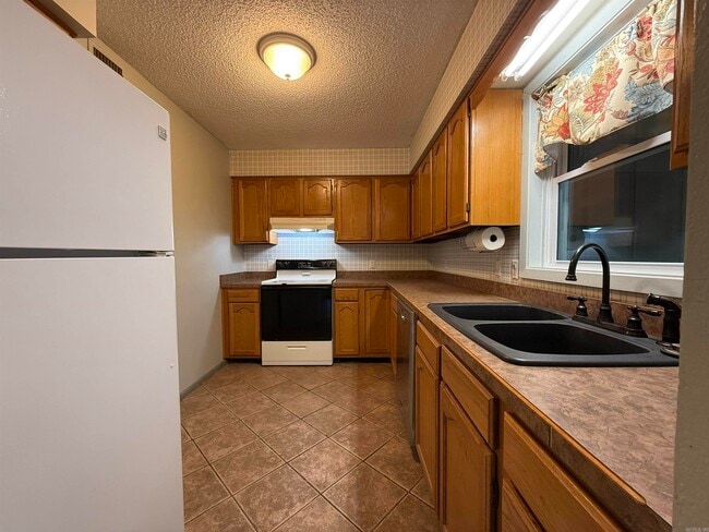 Building Photo - 5 Cieza Ln